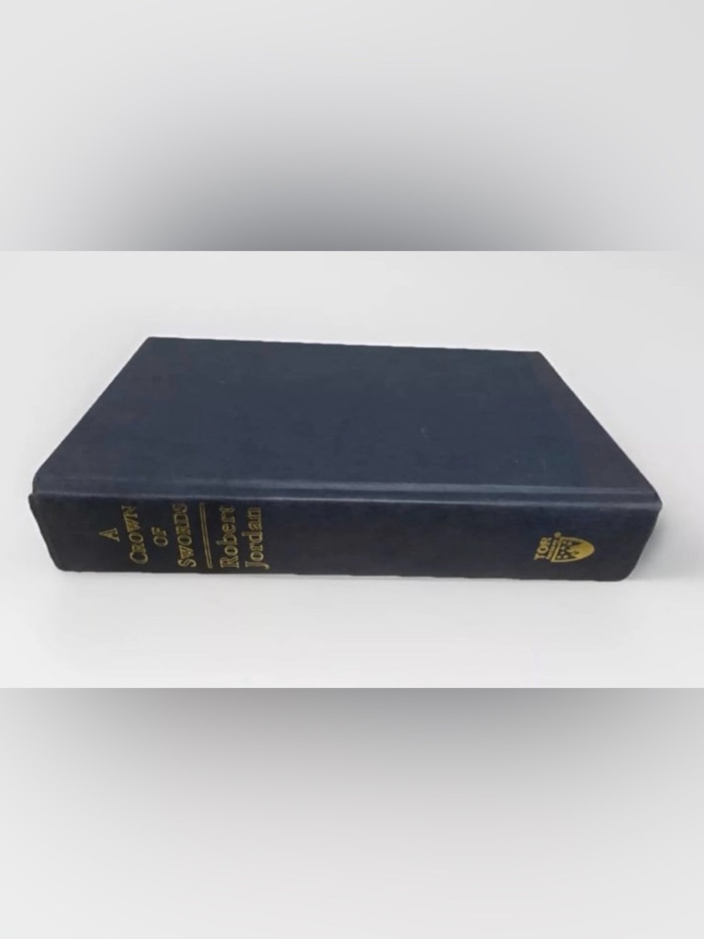 A Crown of Swords (Wheel of Time #7) 1st edition Hardcover Robert Jordan Mint